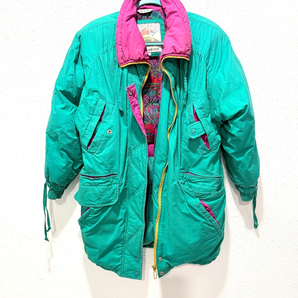 Vintage oversized Teal and Pink Puffer Jacket Small - Picture 5 of 15